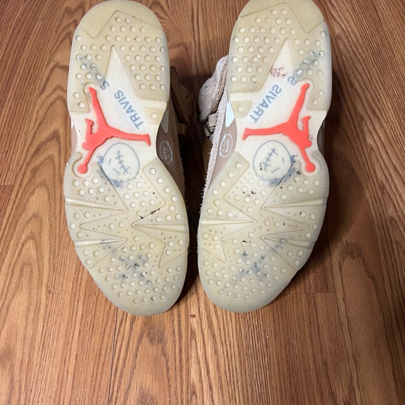 Travis Scott Jordan 6 main image 7